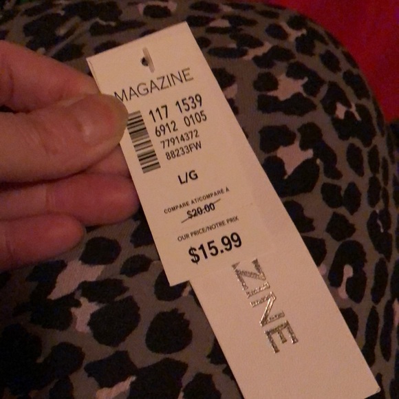 Elegant Elephant Tee - Picture 2 of 2